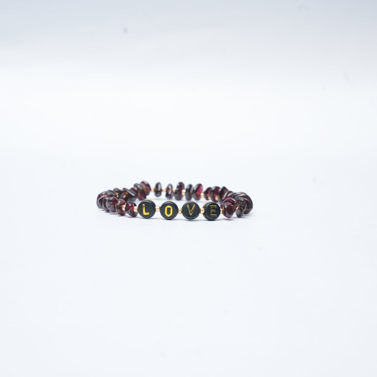 LOVE -  Garnet Chip Bracelet