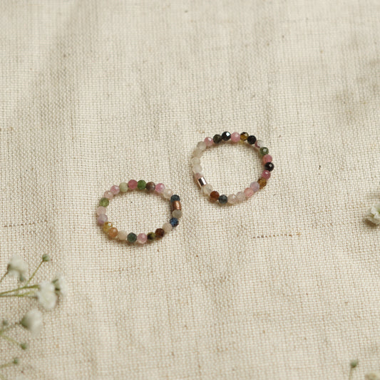 Elastic Anti-Anxiety Fidget Ring Made of Natural Faceted Gemstone Beads - Tourmaline