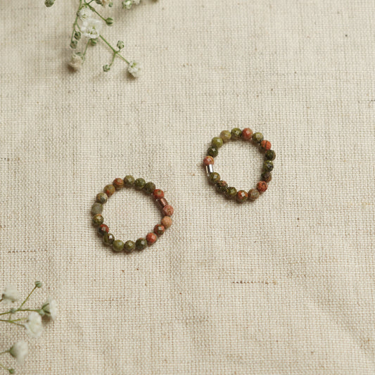 Elastic Anti-Anxiety Fidget Ring Made of Natural Faceted Gemstone Beads - Unakite